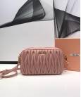 Сумка Miu Miu Matelassé Leather Bandoleer Bag Pink